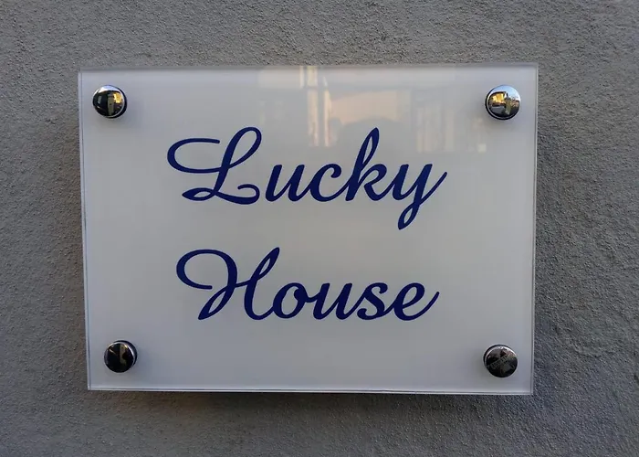 Апартаменты Lucky House Специя